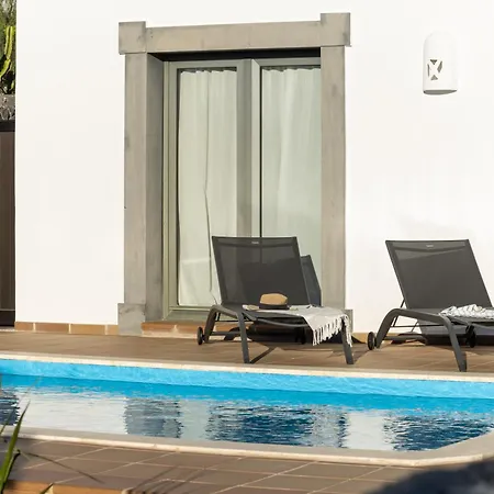 Mo Luxury Heated Pool Playa Blanca (Lanzarote)