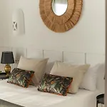 Mo Luxury Heated Pool Villa