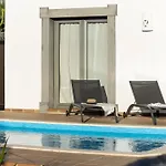 Villa Mo Luxury Heated Pool *
