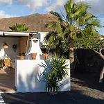 فيلة Mo Luxury Heated Pool