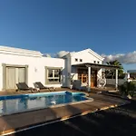 Mo Luxury Heated Pool * بلايا بلانكا