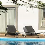 فيلة Mo Luxury Heated Pool *