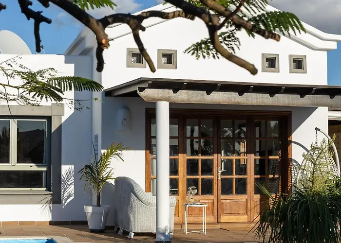 Mo Luxury Heated Pool بلايا بلانكا